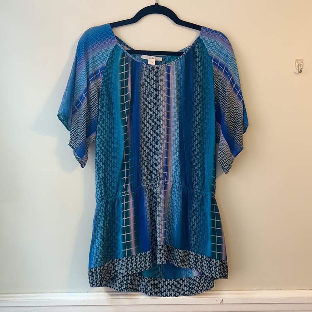 Silk Cut-Out Top